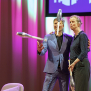 Hoe FNV met jongleerballen de stilte doorbrak